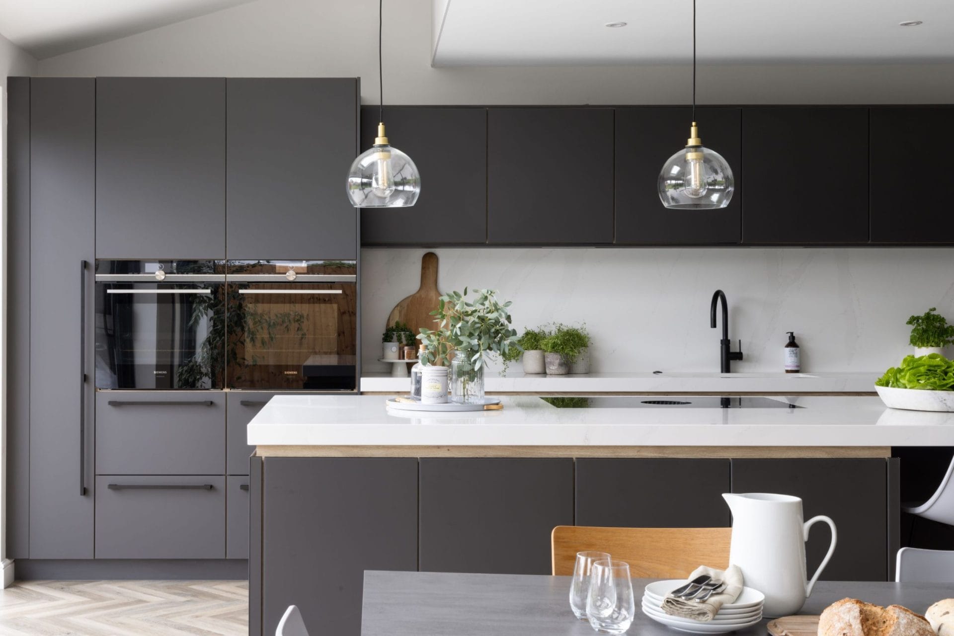 Open Plan Contemporary Family Kitchen - Classic Interiors