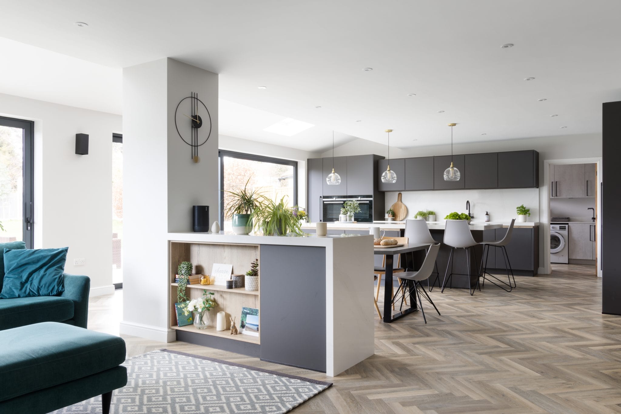 Open Plan Contemporary Family Kitchen - Classic Interiors